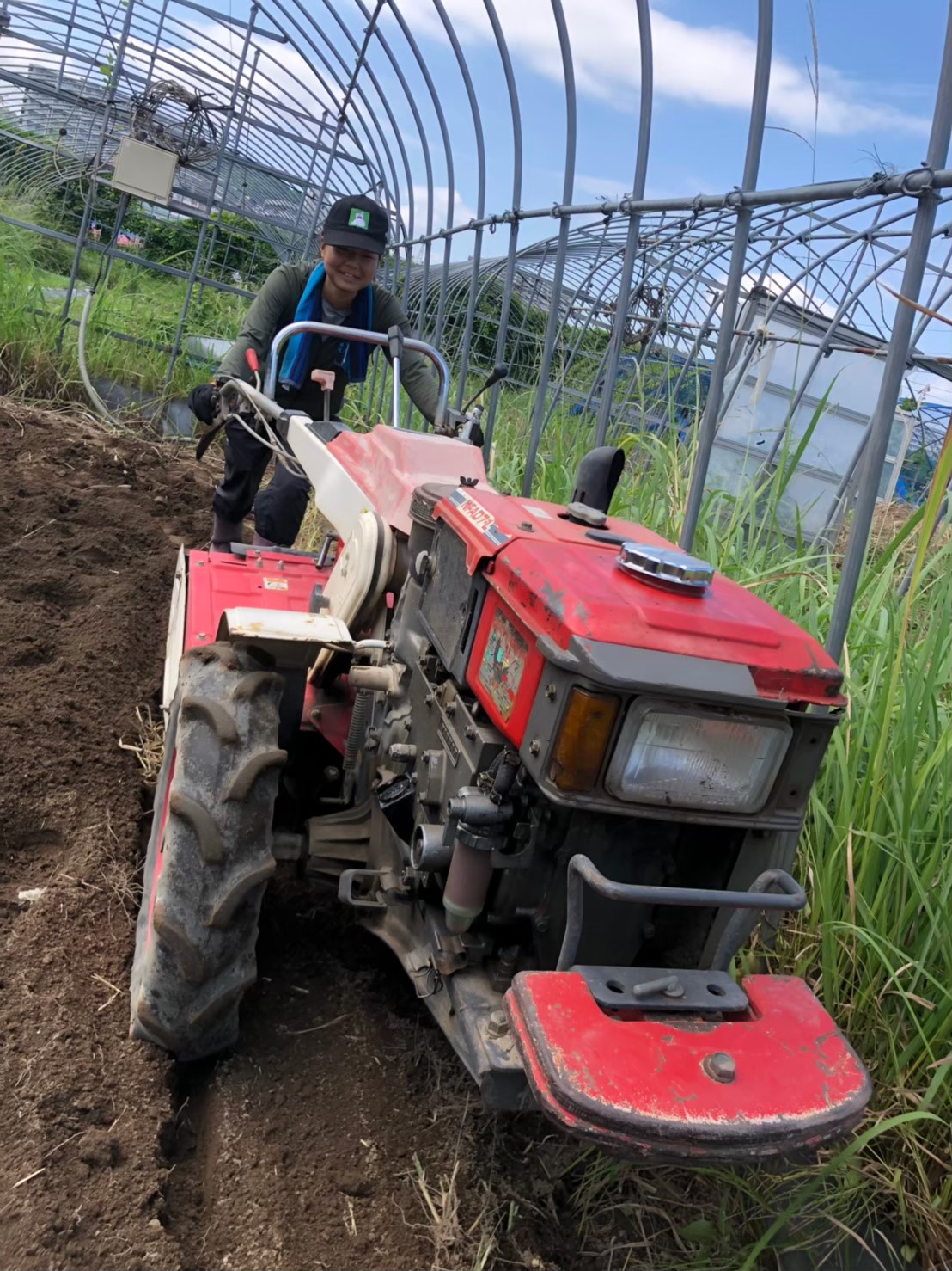 新卒 花も仕事も いつかきっと応えてくれる リジョブ初の農業ガール 柴田 有里佳さん Rejob Blog 採用情報 株式会社リジョブ